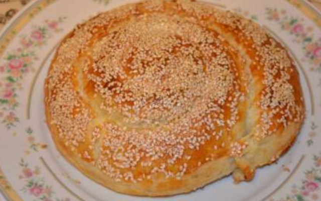 Мясной пирог «Улитка»