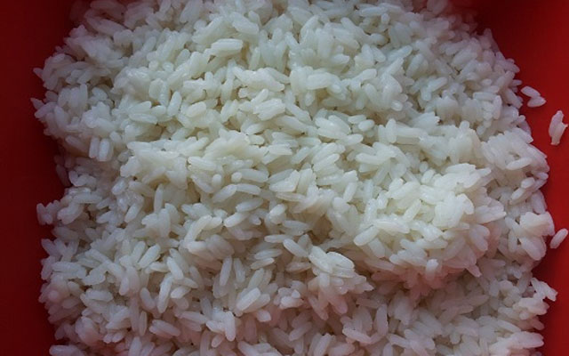 Отварить рис до готовности