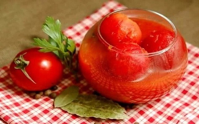 помидоры в собственном соку